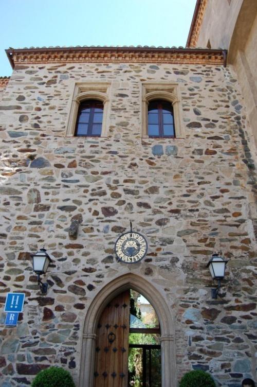 Hotel Hospederia del Real Monasterio Guadalupe  Esterno foto