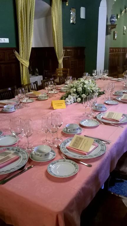 Hotel Hospederia del Real Monasterio Guadalupe  Esterno foto